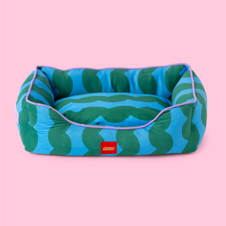 Wavy Stripe Basket Pet Bed
